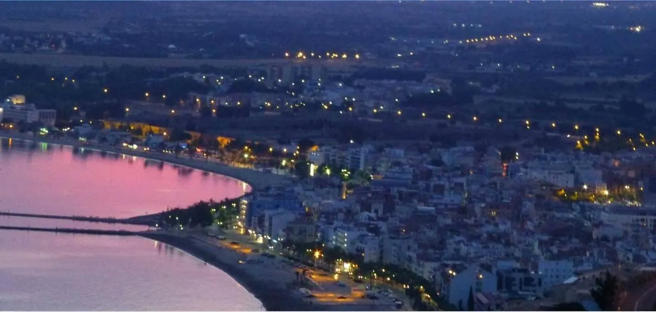 Vue Panoramique Sur La Mediterrannee, Appartement Sur Canal & Proche Plage Roses İspanya