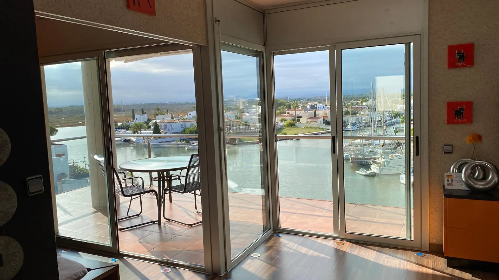 Vue Panoramique Sur La Mediterrannee, Appartement Sur Canal & Proche Plage Roses İspanya