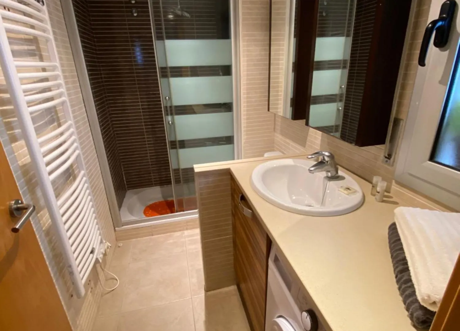 Vue Panoramique sur la Mediterrannée, appartement sur canal&proche plage Rosas